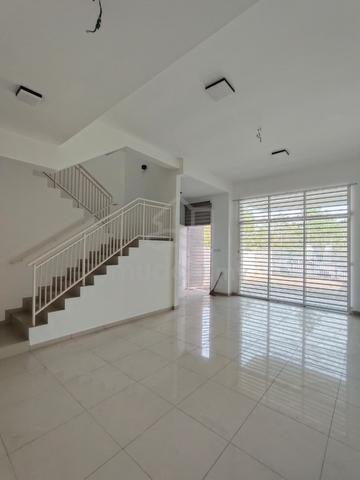 【 We Direct to Happiness 】BINTANG MAYA -Double Storey Terrace House 1
