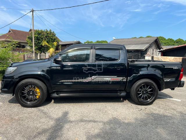 2015 Toyota HILUX 2.5 G TRD SPORTIVO (A) - 1