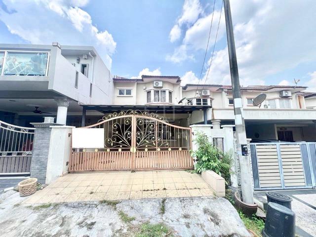 RENOVATED Double Storey, Taman Bukit Ria, Kajang FACING OPEN 1