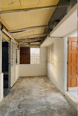 Rumah Untuk Disewa 1
