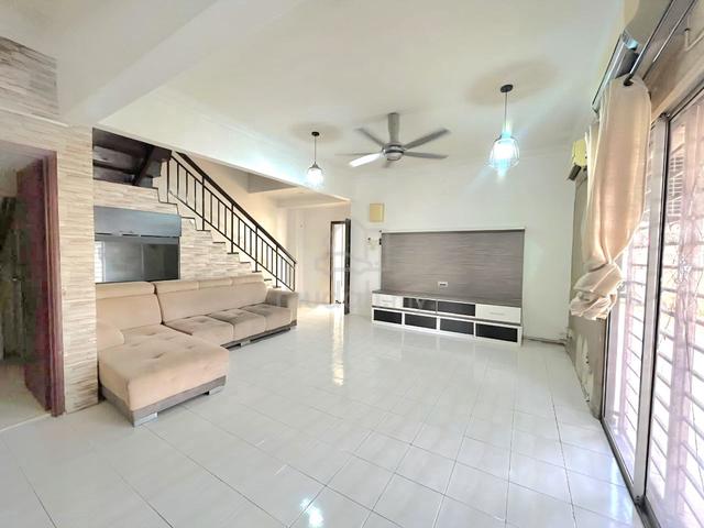 EXTRA LAND CORNER LOT 2 Storey Terrace Bandar Saujana Putra SP7 1