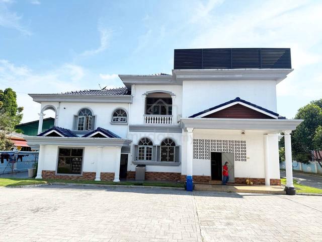 (Kubang Kerian,Kota Bharu)Villa 18 Bilik Eksklusif,Tepi Jalan Utama 1