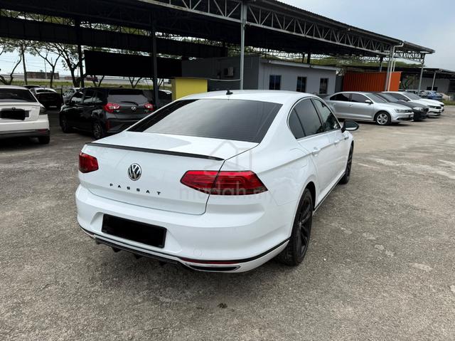 2019 Volkswagen Passat B8 2.0 Highline 6Sp 380 TSi - 2