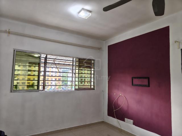 Pangsapuri Damai Utama 1