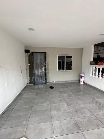 For sale Bunga Raya 15, Taman Sri Lalang ,86000 Kluang Johor 1