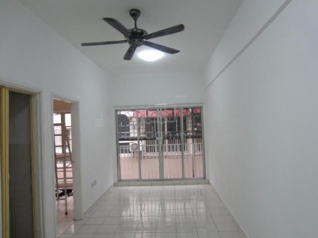 Suria Apartment (Damansara Damai) 1