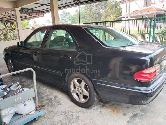 Mercedes Benz E200K ELEGANCE - 4