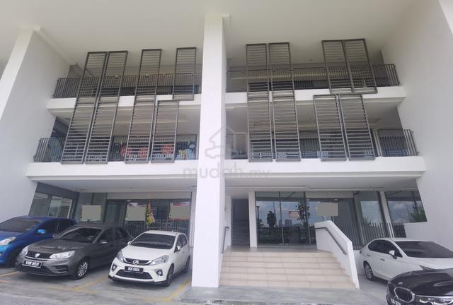 Ground floor shop, Suite Enesta Kepong 1