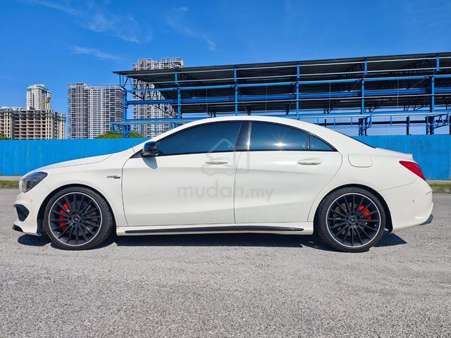 2015 Mercedes Benz CLA45 AMG Low Mileage 14K KM - 5