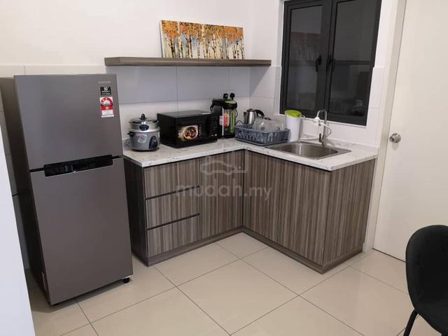 Fully Furnished Medium Room at Bukit Jalil (Casa Green) - LADIES only 1