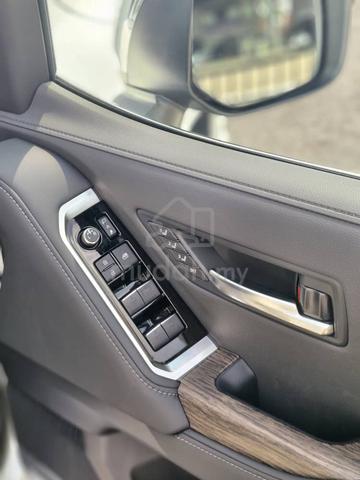 2023 Toyota LANDCRUISER 3.5 ZX (A) FULLY LOADER - 3