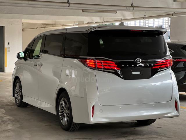GRADE 6A|2025 Toyota ALPHARD 2.5L Z *SIDE STEP - 2