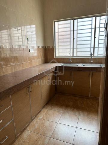 2.5 Storey Terraced Bukit Serdang, Seksyen 5 1