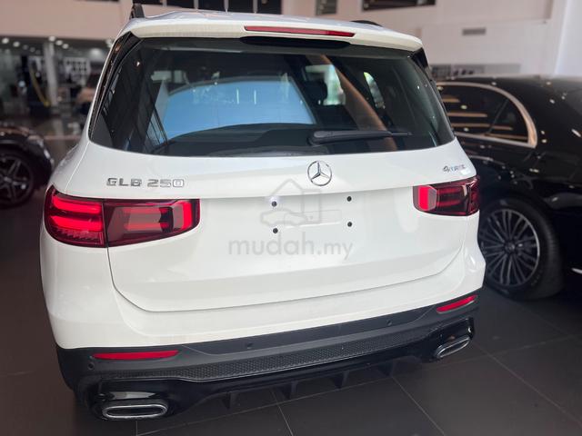 **REBATE **2024 Mercedes Benz GLB250 AMG - 4