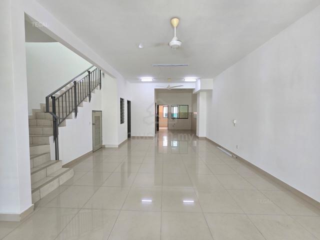 Setia Indah 13 , Setia Alam Double Storey House For Sale Facing Open 1