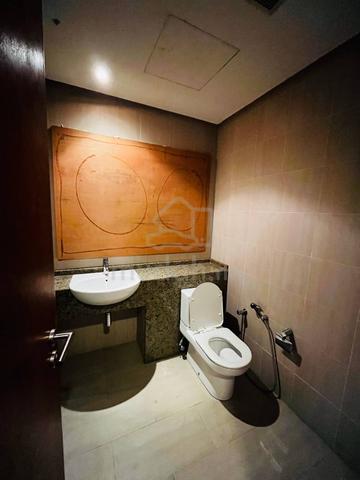 The Capsquare Residences 3