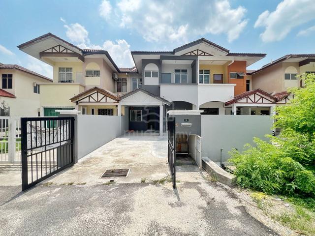 Renovated - 2 Storey Terrace @ Alam Perdana, Puncak Alam 1