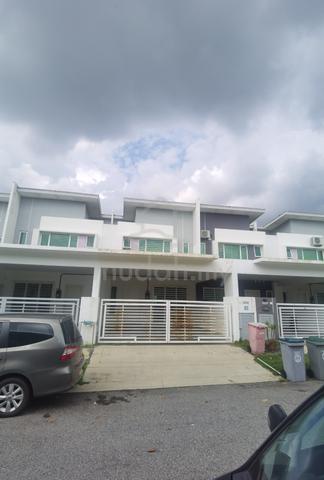 Double storey Taman Hijayu 4B4B, partial furnished or fully furnished 1