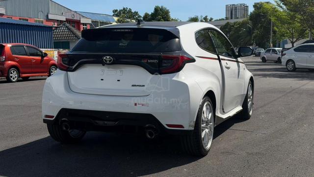 (LOW MILEAGE) Toyota GR YARIS RZ PERFORMANCE 2021 - 3