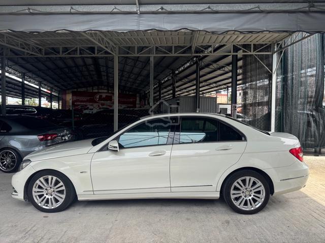 2012 Mercedes Benz C200 CGI 7-SPEED FACELIFT (CKD) - 3
