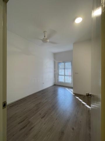 Double Storey Emilia Lakeside 1 Nilai Impian Nilai 3 USIM 4