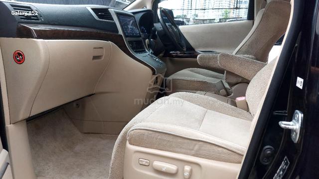 2008 Toyota ALPHARD 2.4 240G (A) 8 seater sunroof - 4