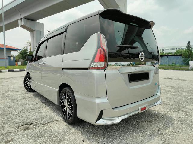 Nissan SERENA 2.0 (A) J IMPUL S-HYBRID HIGHWAYSTAR - 2