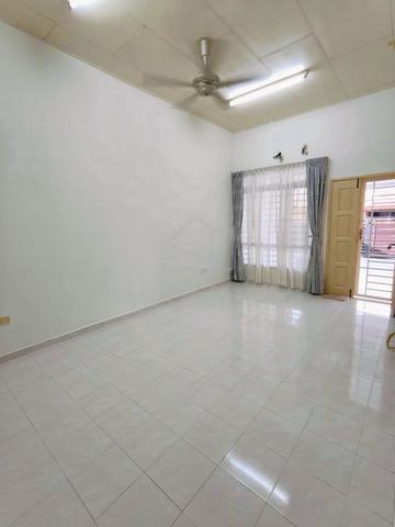 3 Rooms Single Storey @ Bukit Katil Melaka 1