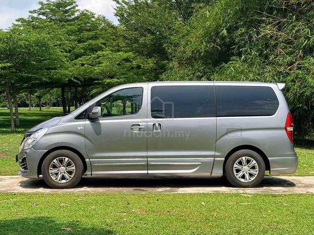 2017 Hyundai GRAND STAREX 2.5 ROYALE MY2014 (A) - 5