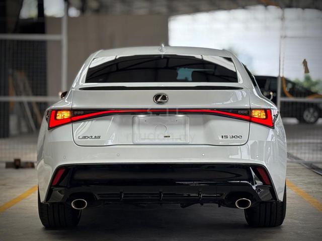 2022 Lexus IS300 2.0 F-SPORT (A) - 2