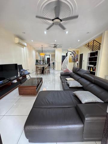 Double Storey Super Link Horizon Hills @ The Green / Renovated / Sale 1