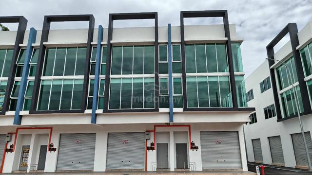 3 Storey Shop office lot Skywiz Business Center Ayer Keroh 1