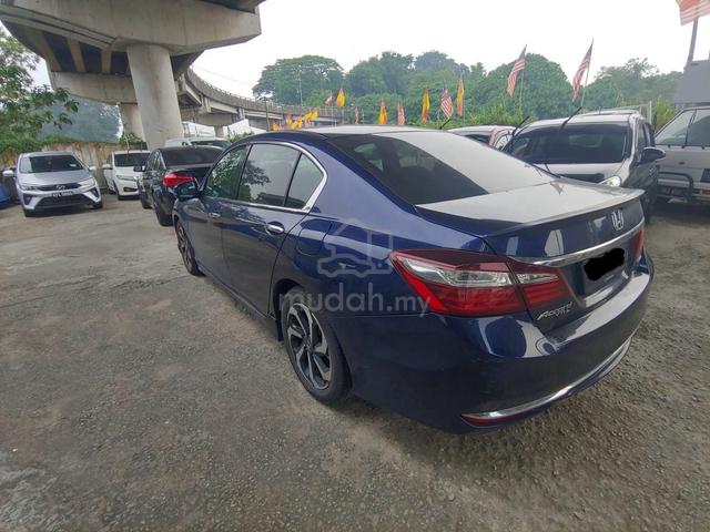 2017 Honda ACCORD 2.0 VTI-L FACELIFT (A) FULL LOAN - 4