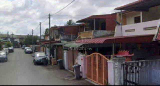Johor Bahru Taman Johor Jaya Jalan Seroja L.Cost Double Storey House 1