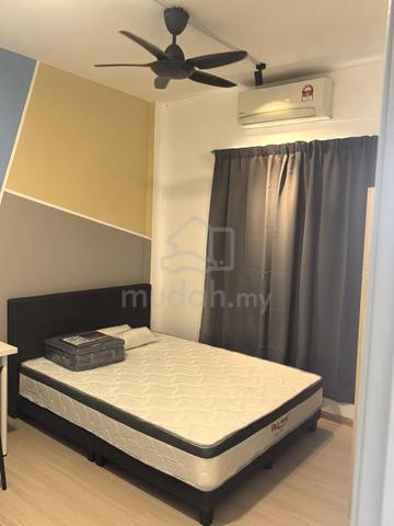 Pandan Court 1