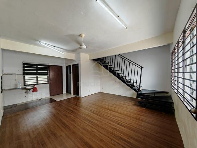 AFFORDABLE! Double Storey @ Taman Matang Jaya, Sungai Buloh 1