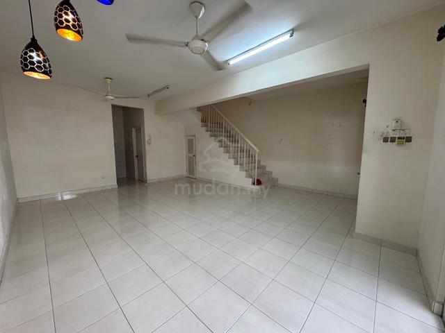 Alam Nusantara Setia Alam double storey For Rent 1
