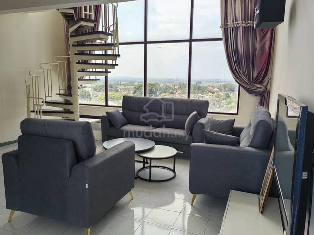 Golden Coast Condominium 1