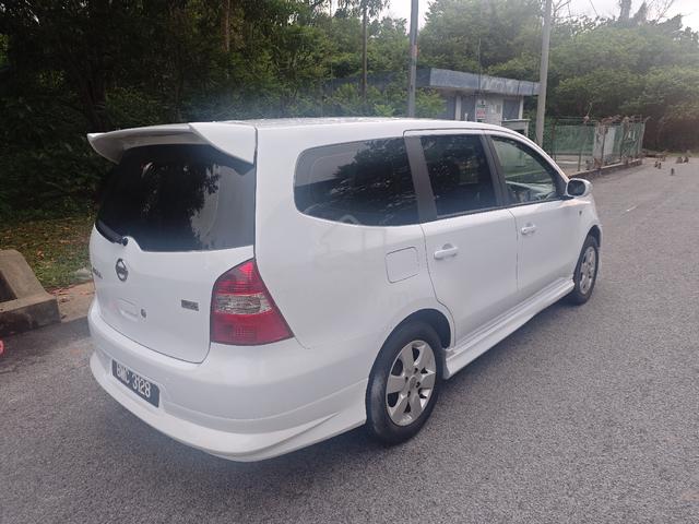 2013 Nissan GRAND LIVINA 1.6 IMPUL MC FACELIFT (A) - 4