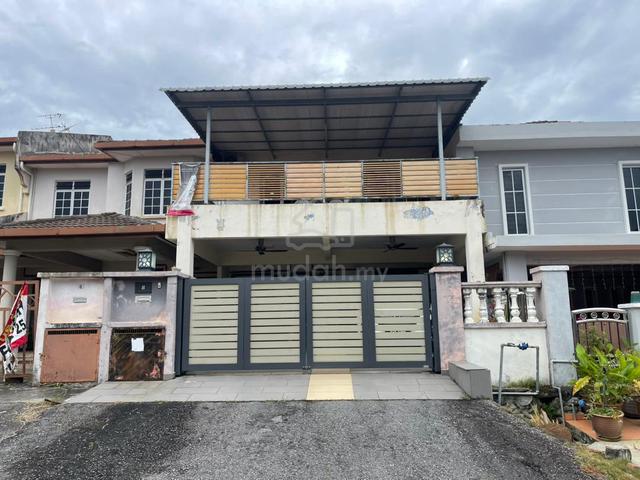 Double Storey House For sale Taman Mawar Bandar Baru Salak Tinggi 1