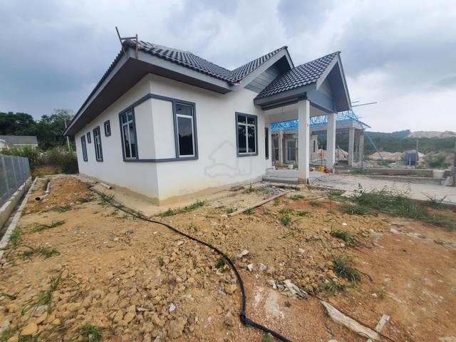 [4200sqft] Jenderam Hulu Dengkil Single Storey Bungalow Freehold 1