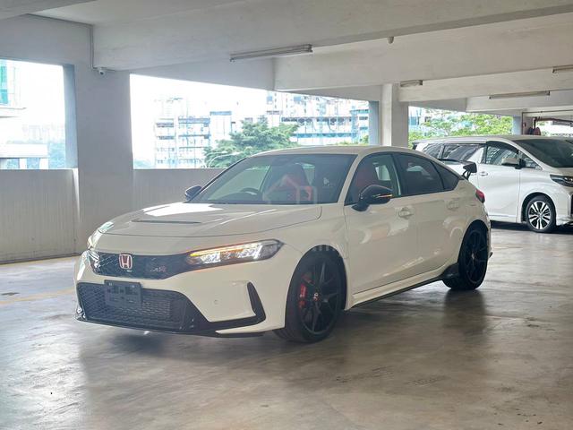 *New Car Mileage* *Grade 6*2025 Honda CIVIC TYPER - 2