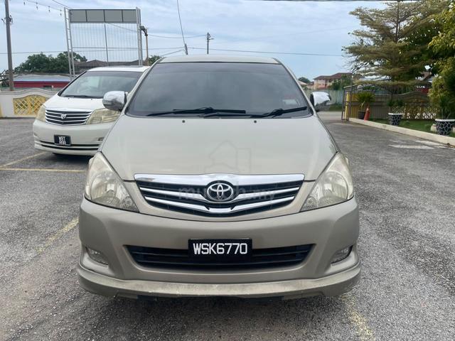 TOYOTA INNOVA 2.0 AUTO G SPEC Kondisi Cemerlang  - 2
