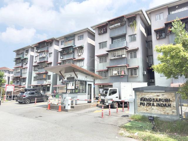 TERMURAH LEVEL 1 + NEAR MRT Pangsapuri Putra Indah, Seri Kembangan 1