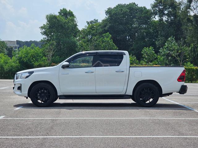 2019 Toyota HILUX 2.4 L-EDITION FACELIFT (A) - 5