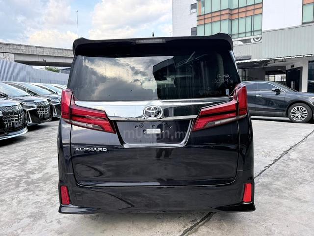2022 Toyota ALPHARD 2.5 SC JBL Full Spec Black!! - 4