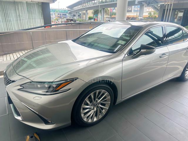 FSR 45k km 2022 Lexus ES250 2.5 LUXURY - 2