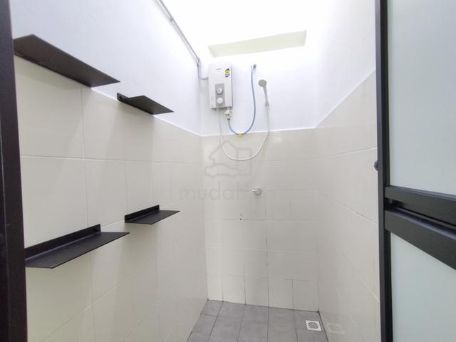 Single Female Room at Ayer Itam 3