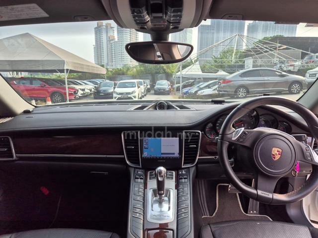 2011 Porsche Panamera 3.6 - 5