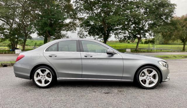 Mercedes Benz C200 AVANTGARDE 2.0 (A) 2015 - 4